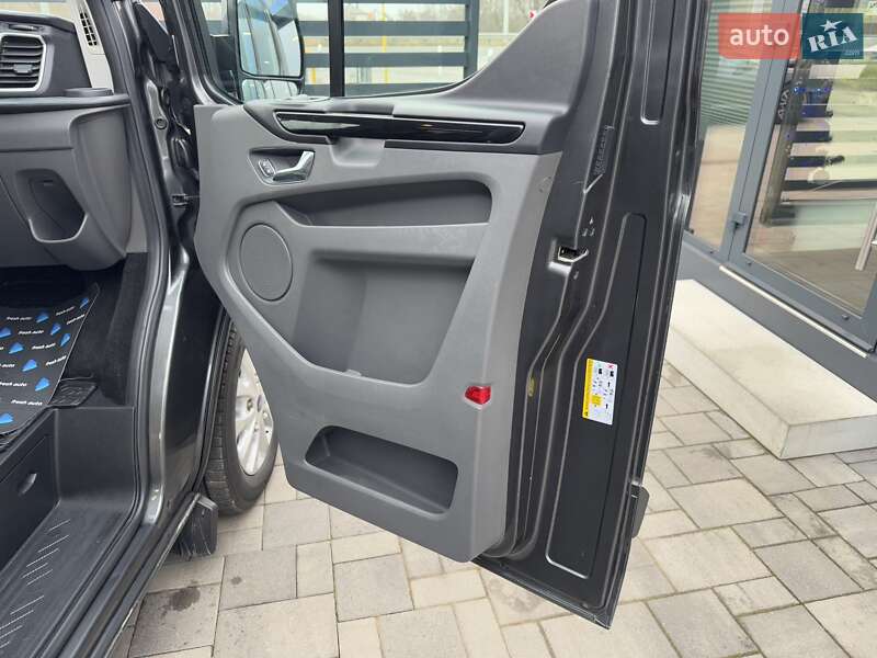 Мінівен Ford Transit Custom 2018 в Рівному