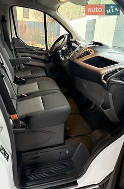 Вантажний фургон Ford Transit Custom 2022 в 