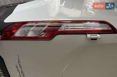 Вантажний фургон Ford Transit Custom 2022 в 
