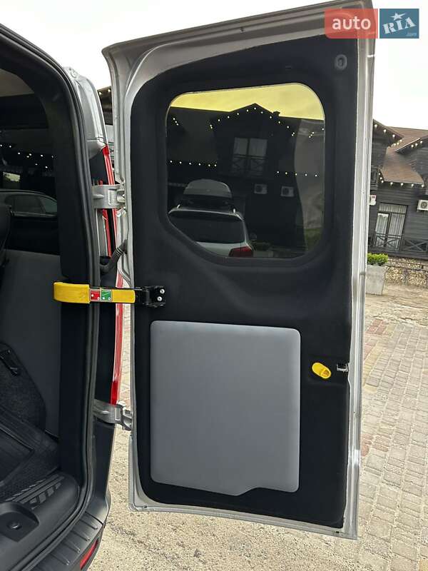 Мінівен Ford Transit Custom 2016 в Колоденці
