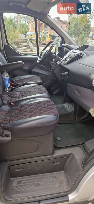 Вантажопасажирський фургон Ford Transit Custom 2016 в Києві фото 9 Вантажопасажирський фургон Ford Transit Custom 2016 в Києві