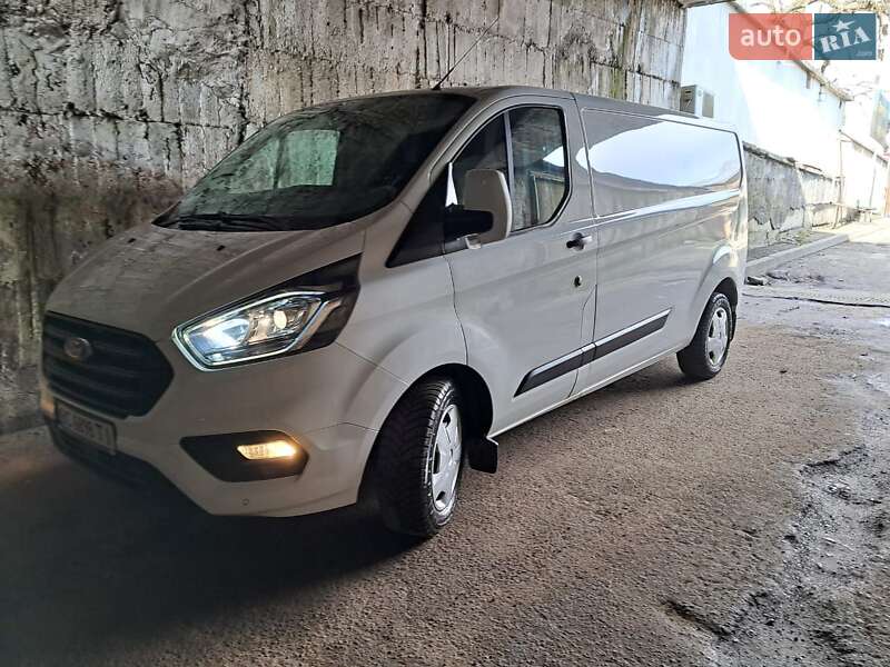 Вантажний фургон Ford Transit Custom 2018 в Львові