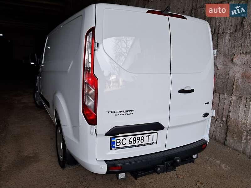 Вантажний фургон Ford Transit Custom 2018 в Львові