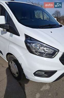 Вантажний фургон Ford Transit Custom 2020 в 