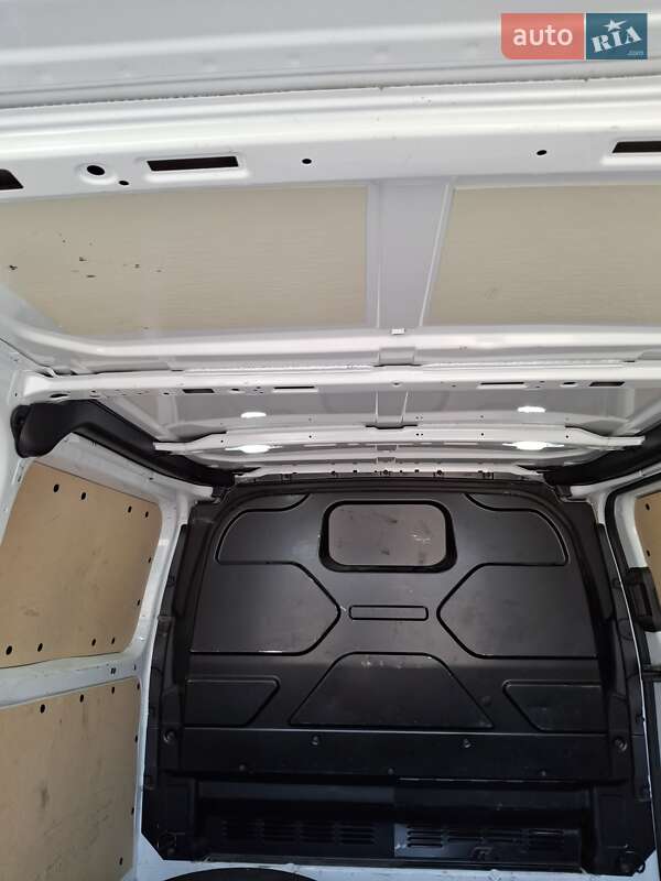 Грузовой фургон Ford Transit Custom 2020 в Коростене