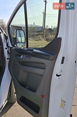 Вантажний фургон Ford Transit Custom 2020 в 