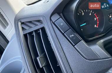 Минивэн Ford Transit Custom 2015 в 