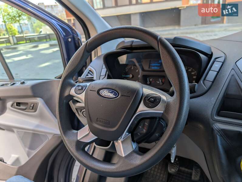Вантажний фургон Ford Transit Custom 2014 в Івано-Франківську