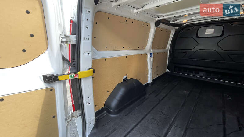 Вантажний фургон Ford Transit Custom 2018 в Києві