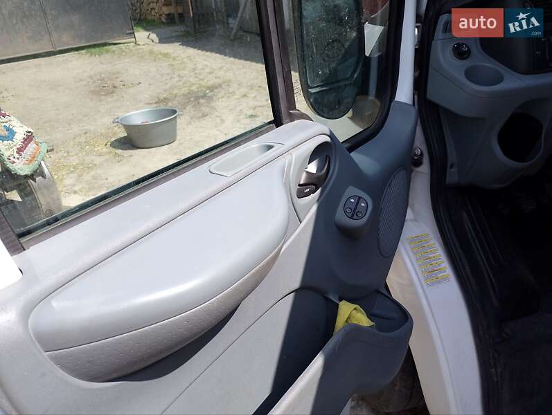 Мінівен Ford Transit Custom 2011 в Степані