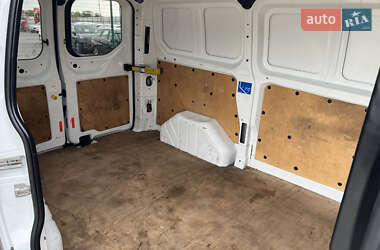 Грузовой фургон Ford Transit Custom 2015 в 