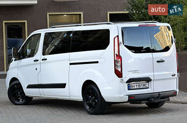 Минивэн Ford Transit Custom 2020 в 