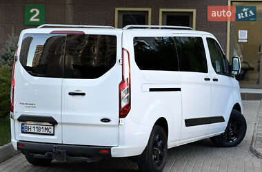 Минивэн Ford Transit Custom 2020 в 