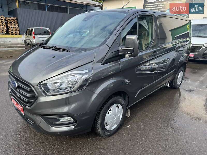 Вантажний фургон Ford Transit Custom 2020 в Луцьку
