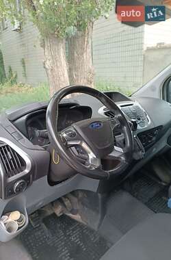 Автовоз Ford Transit Custom 2013 в 