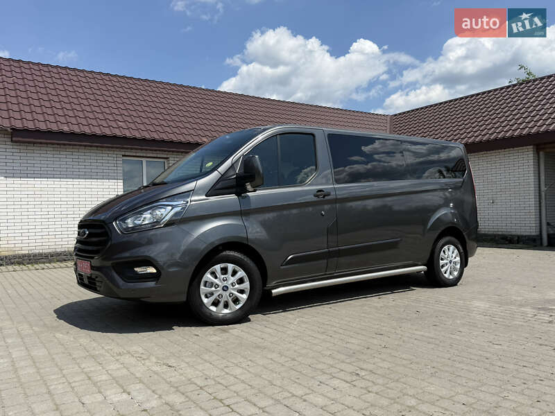 Минивэн Ford Transit Custom 2019 в 