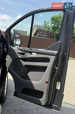 Минивэн Ford Transit Custom 2019 в 