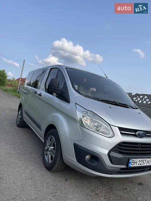 Грузовой фургон Ford Transit Custom 2012 в 