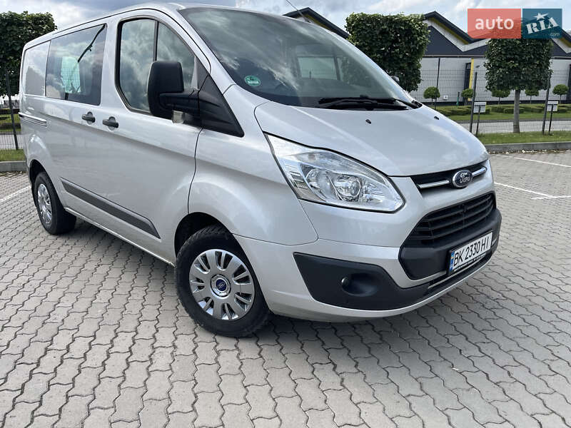 Вантажний фургон Ford Transit Custom 2016 в Бродах