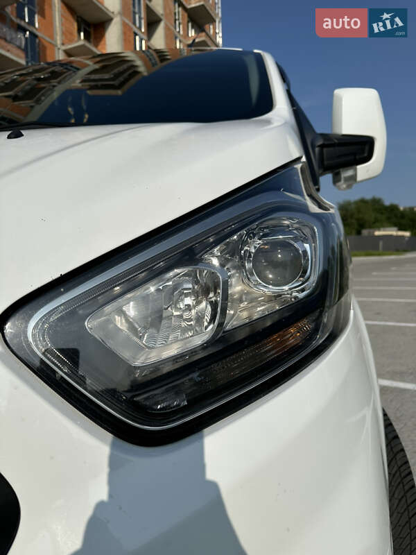Мінівен Ford Transit Custom 2018 в Львові