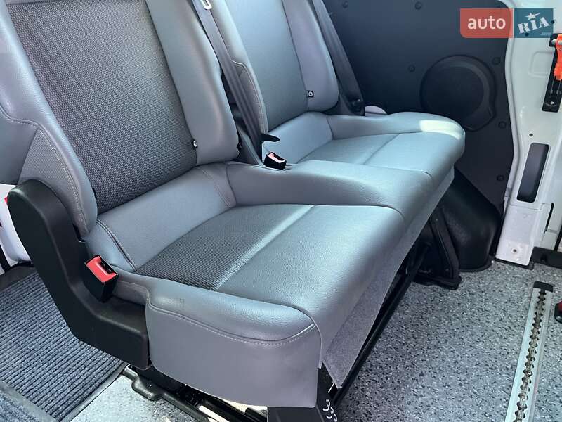 Мінівен Ford Transit Custom 2016 в Золочеві фото 70 Мінівен Ford Transit Custom 2016 в Золочеві