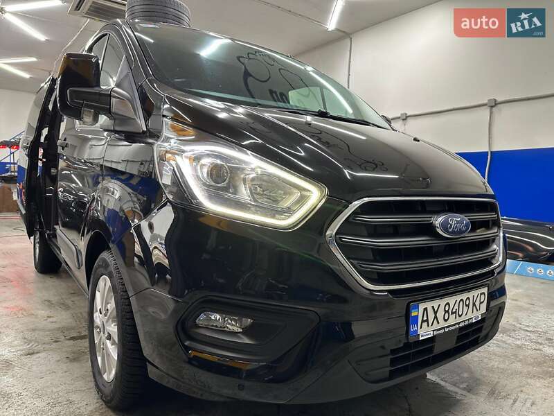 Грузовой фургон Ford Transit Custom 2019 в 