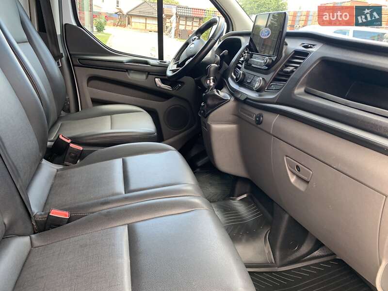 Вантажний фургон Ford Transit Custom 2022 в Рівному