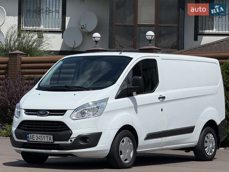 Вантажний фургон Ford Transit Custom 2015 в Києві