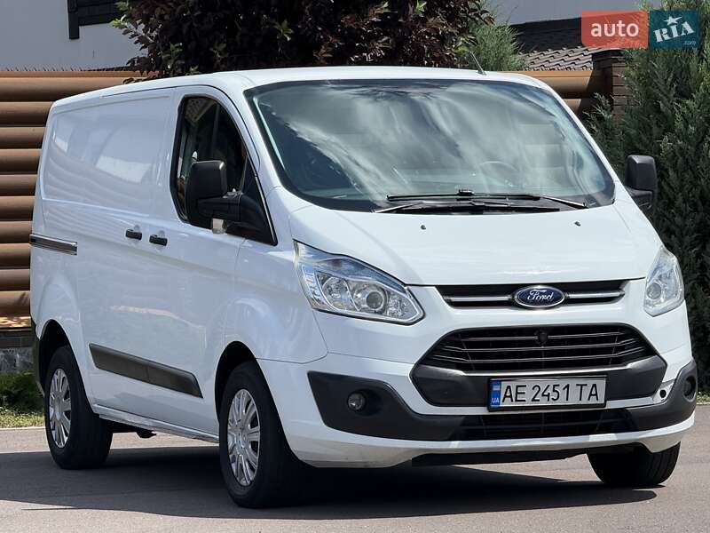 Вантажний фургон Ford Transit Custom 2015 в Києві