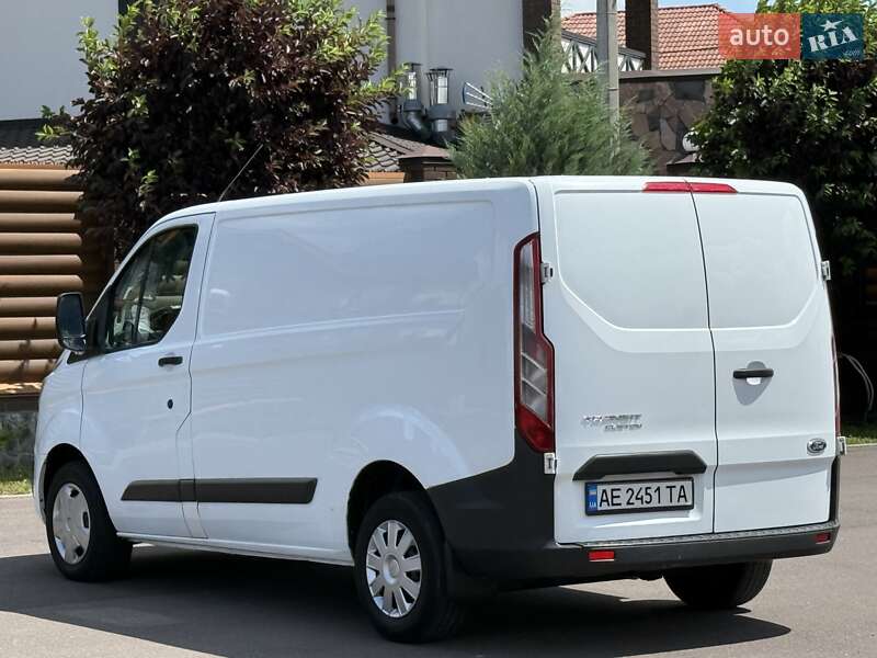 Вантажний фургон Ford Transit Custom 2015 в Києві