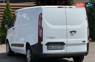 Грузовой фургон Ford Transit Custom 2015 в 