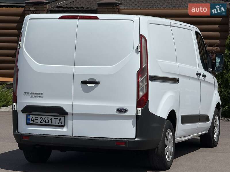 Вантажний фургон Ford Transit Custom 2015 в Києві