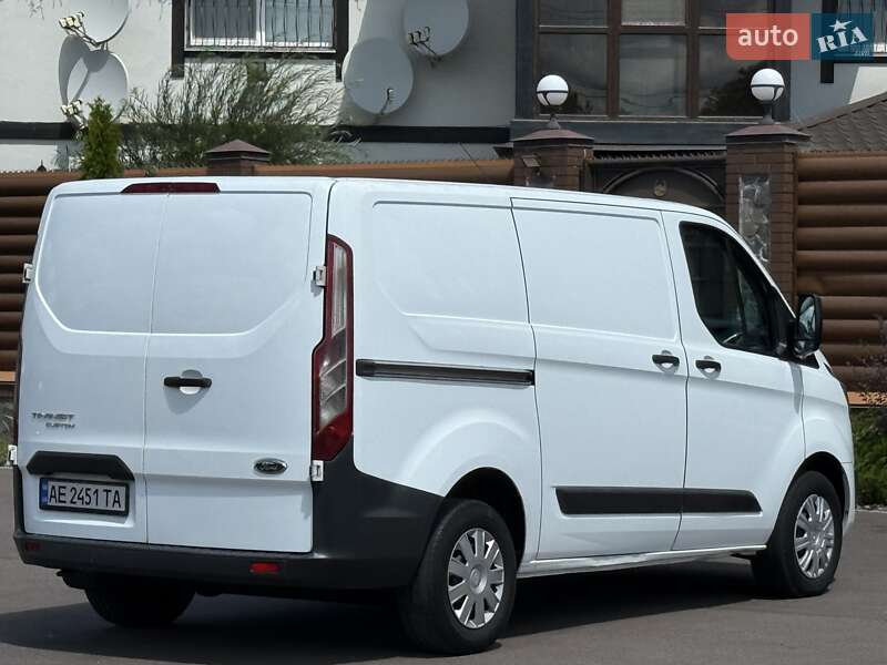 Вантажний фургон Ford Transit Custom 2015 в Києві