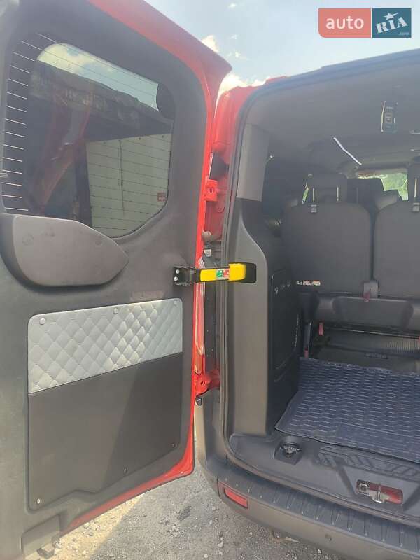 Мінівен Ford Transit Custom 2014 в Дніпрі