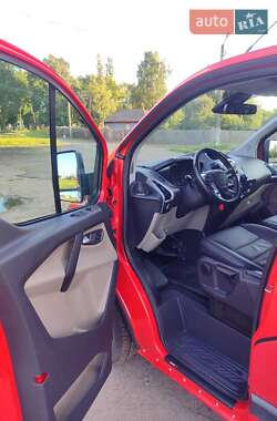 Вантажопасажирський фургон Ford Transit Custom 2016 в 
