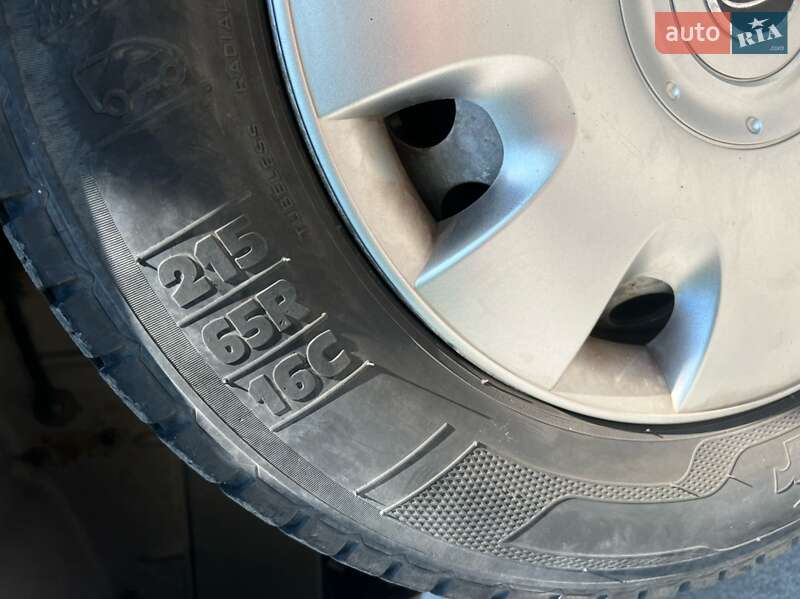 Вантажний фургон Ford Transit Custom 2013 в Бердичеві