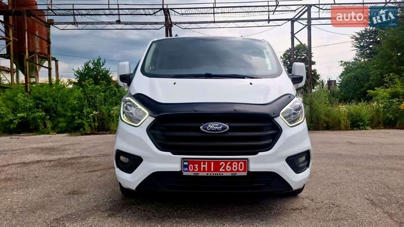 Вантажний фургон Ford Transit Custom 2021 в Бережанах