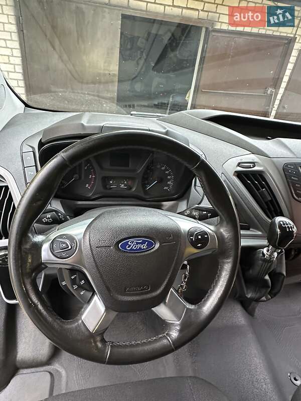 Вантажний фургон Ford Transit Custom 2017 в Харкові