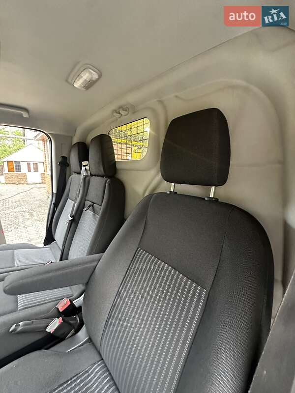 Вантажний фургон Ford Transit Custom 2017 в Харкові