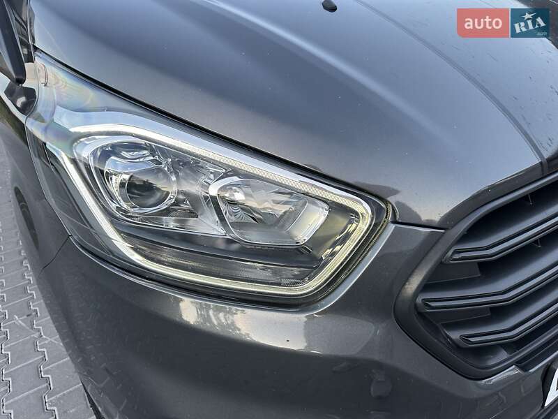 Вантажний фургон Ford Transit Custom 2021 в Вінниці