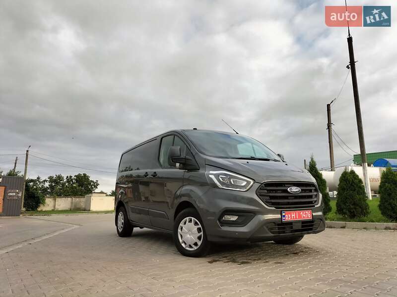 Вантажний фургон Ford Transit Custom 2018 в Дунаївцях