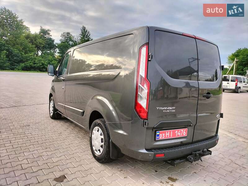 Вантажний фургон Ford Transit Custom 2018 в Дунаївцях