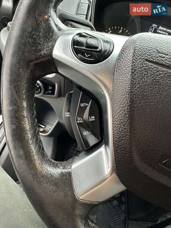 Универсал Ford Transit Custom 2017 в Вараше