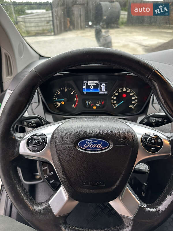 Универсал Ford Transit Custom 2017 в Вараше