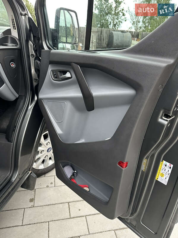Универсал Ford Transit Custom 2017 в Вараше