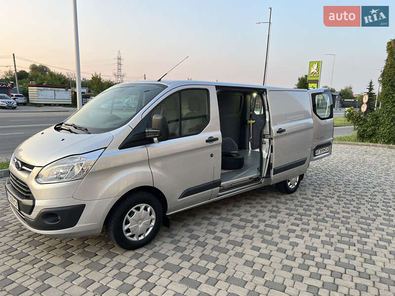 Вантажний фургон Ford Transit Custom 2017 в Івано-Франківську