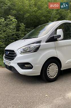 Вантажний фургон Ford Transit Custom 2020 в 