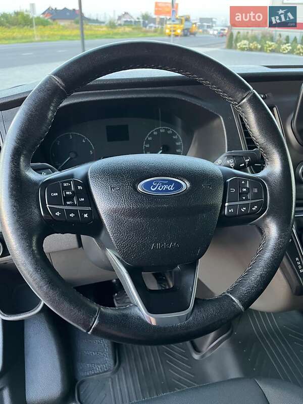 Вантажний фургон Ford Transit Custom 2019 в Луцьку