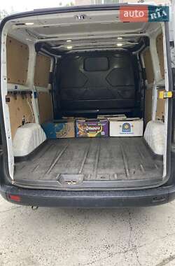 Грузовой фургон Ford Transit Custom 2015 в 
