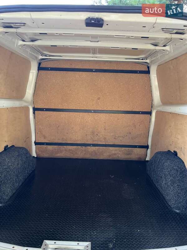 Грузопассажирский фургон Ford Transit Custom 2014 в Коростене